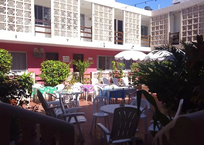 Hotel Mary Carmen